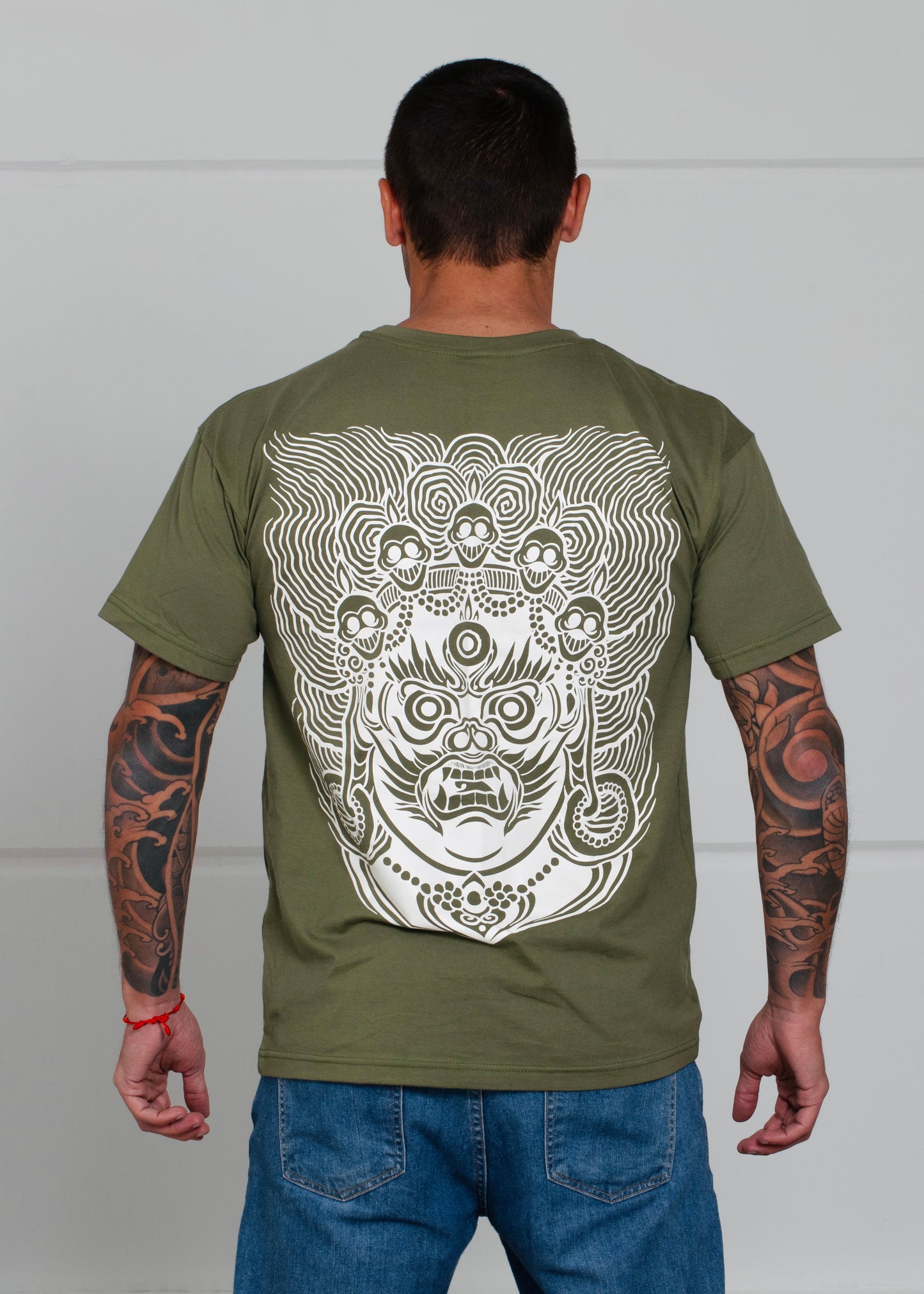 CAMISETA MANGA CURTA BÁSICA MAHAKALA